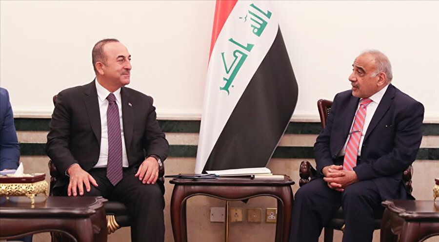 Dışişleri Bakanı Çavuşoğlu'nun Irak ziyaretindeki temasların niteliği ve görüşmelerden alınan somut çıktılar, önümüzdeki süreçte Türkiye-Irak ilişkilerindeki gelişmenin yeni bir ivme kazanacağının işareti. Çavuşoğlu, Irak Başbakanı ile de görüştü.n