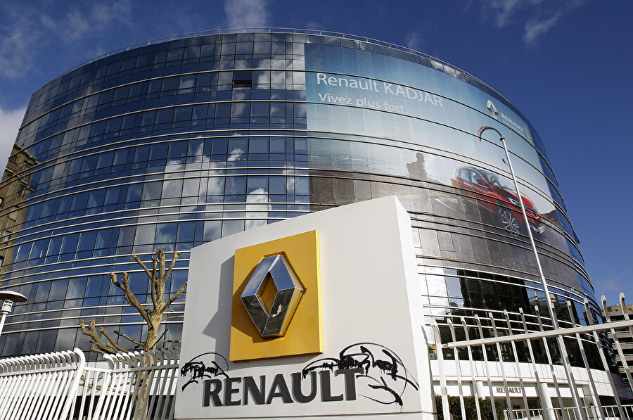 Renault, dünyanın en büyük otomotiv üreticilerinden biri konumunda. Şirketin İtalyan Fiat ile birleşmesi daha güçlü bir ağ oluşturmak konusunda başarılı olacaktır.