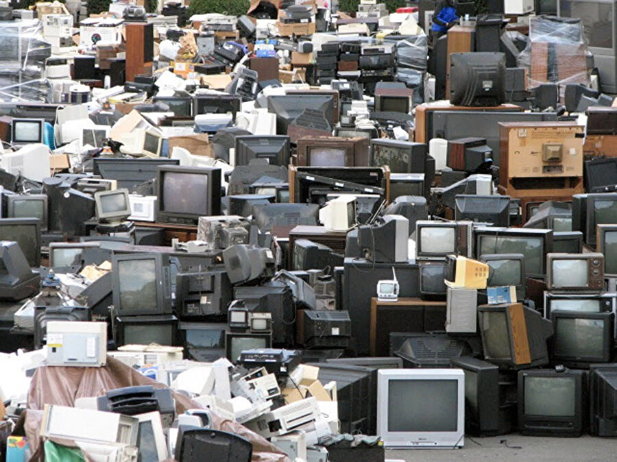  2018'de 48,5 milyon ton elektronik atık ortaya çıktı. 