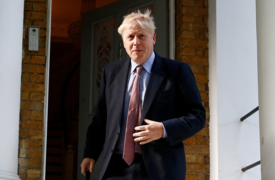 Johnson, May'in Brexit sürecini iyi yönetemediğini öne sürerek dışişleri bakanlığı görevinden istifa etmişti.