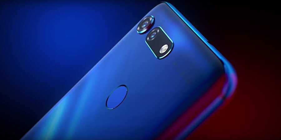 Huawei'nin alt markası Honor'un çıkardığı en yeni telefonlardan biri Honor 20.