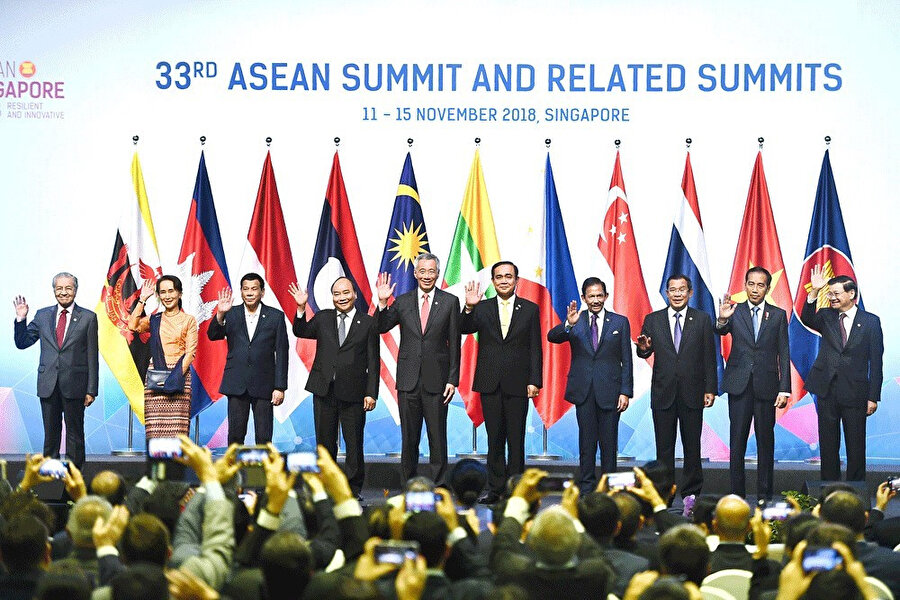ASEAN (Güneydoğu Asya Ülkeleri Birliği) liderleri.
