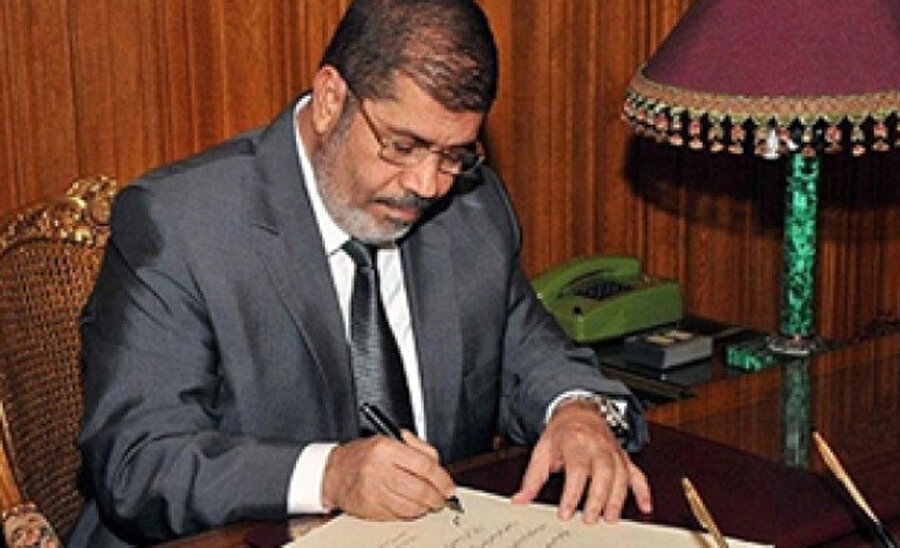Mısır'ın demokratik yöntemlerle seçilmiş ilk Cumhurbaşkanı olan Muhammed Mursi 