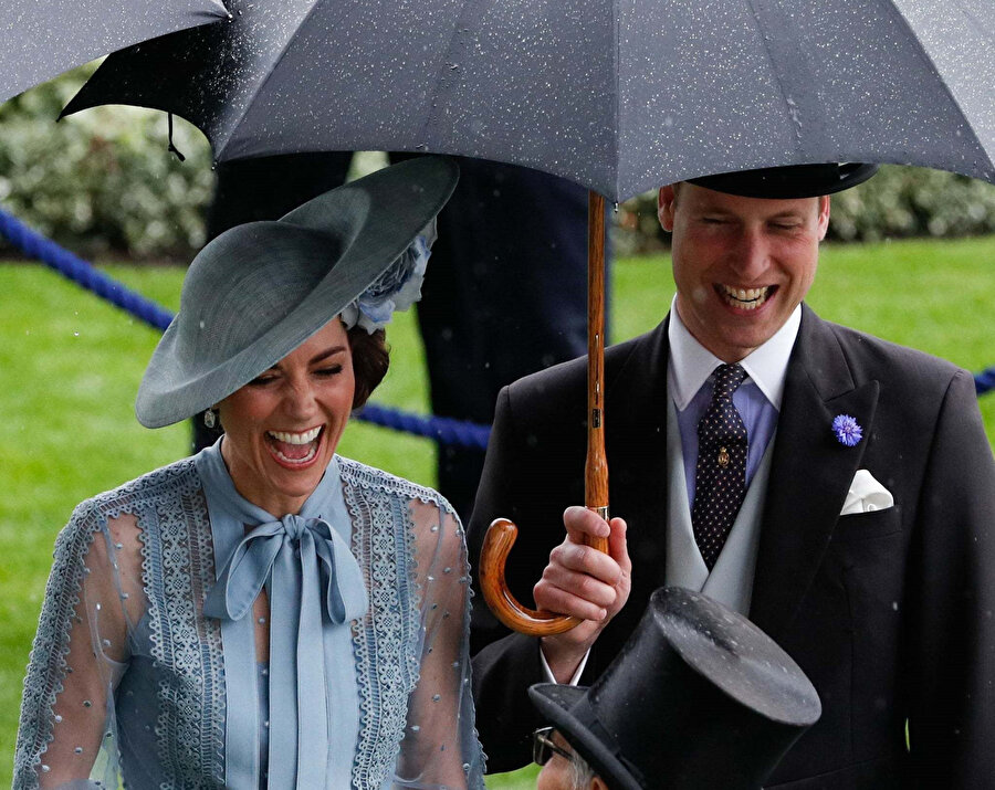 Kate Middleton ve Prens William etkinlikte neşeli halleriyle dikkat çekti 