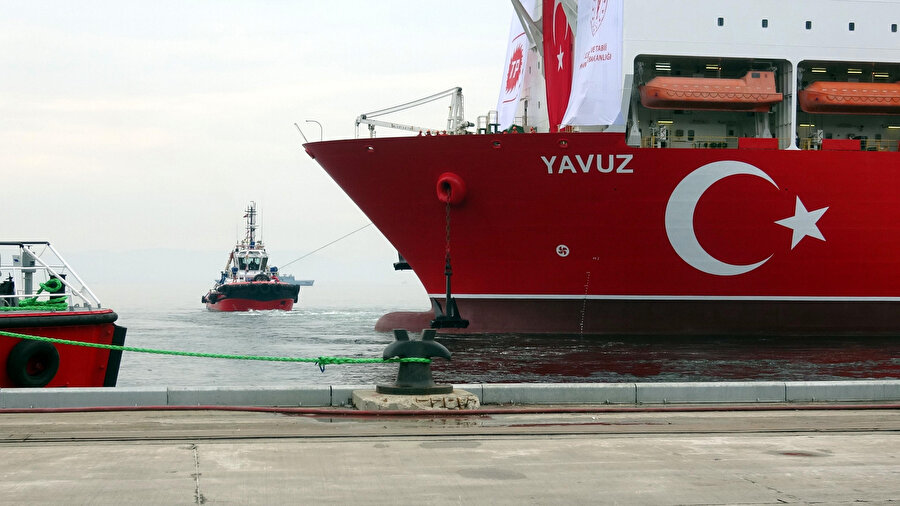 Doğu Akdeniz'de petrol ve doğal gaz arayacak ikinci milli gemi olan Yavuz gemisi, Dilovası'nda bulunan özel bir limanda düzenlenen tören ile uğurlanmıştı.