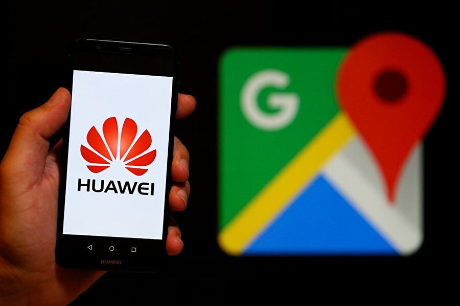 Restleşmeler Huawei'ye 425 milyon dolar kaybettirecek.