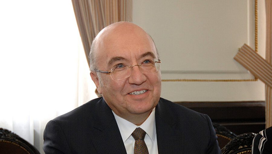 Türkiye’nin Moskova Büyükelçisi Mehmet Samsar
