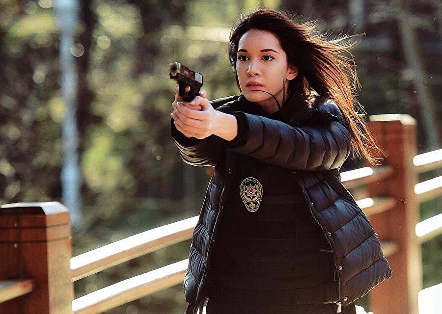 Hazal Subaşı / Halka dizisinden bir kare