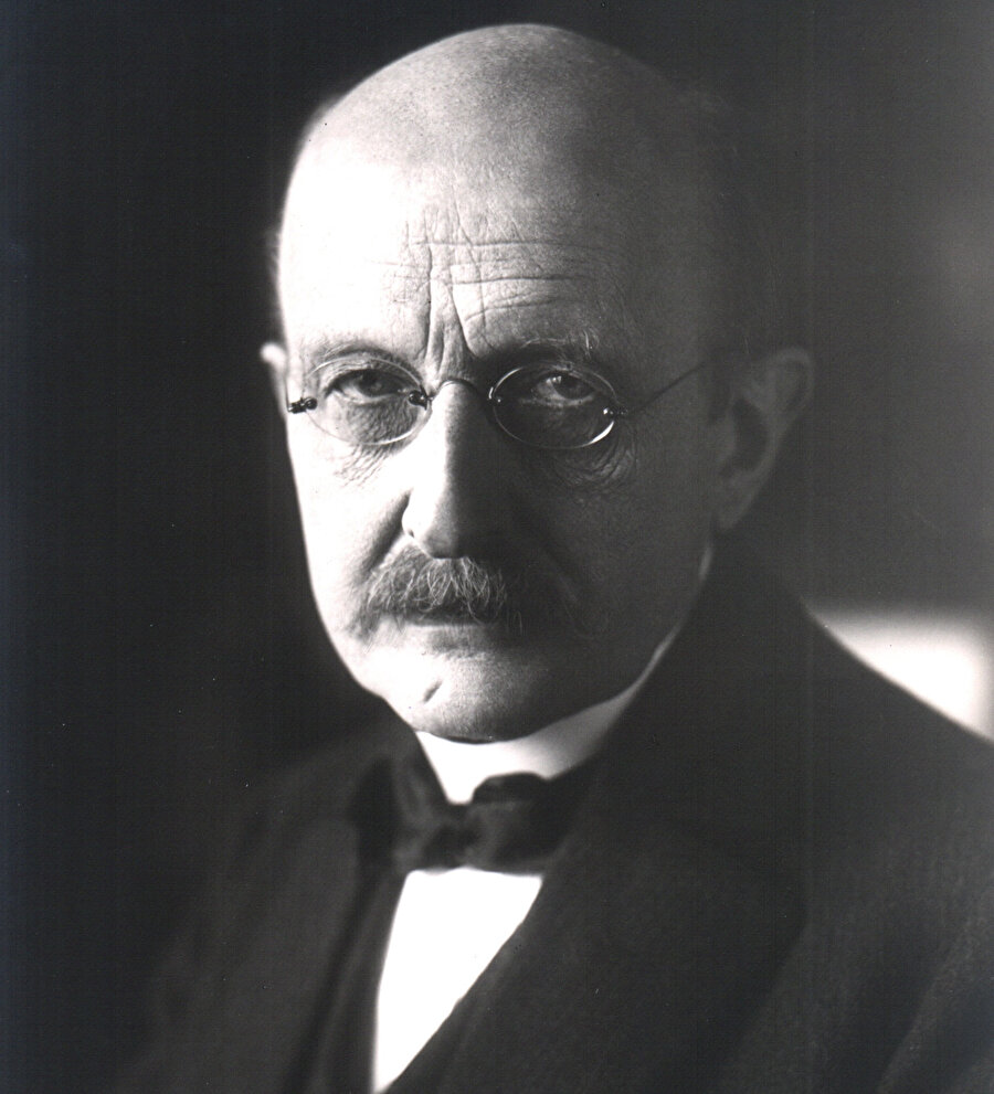 Max Planck (1858-1947).
