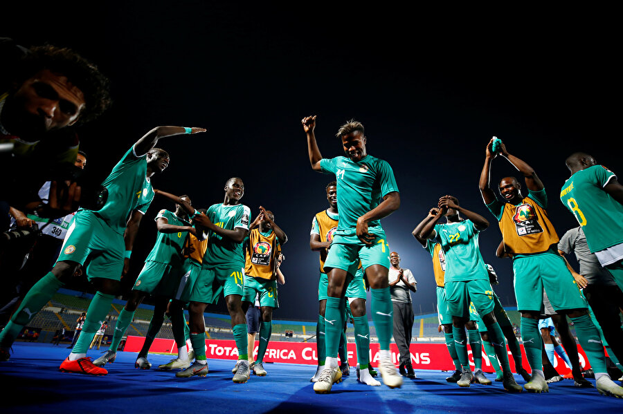 Senegalli futbolcuların final sevinci görülmeye değerdi.