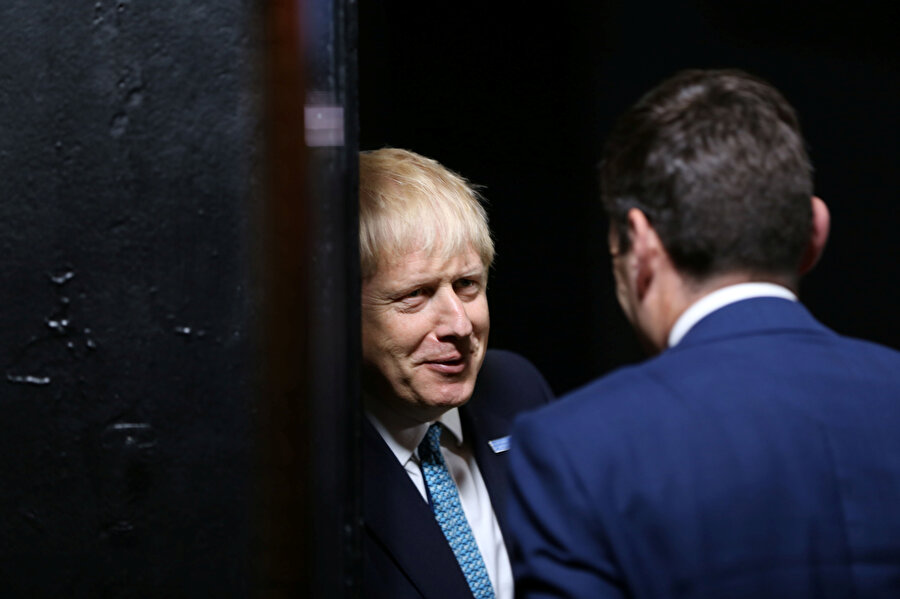 Boris Johnson İngiltere'nin yeni başbakanı oldu.