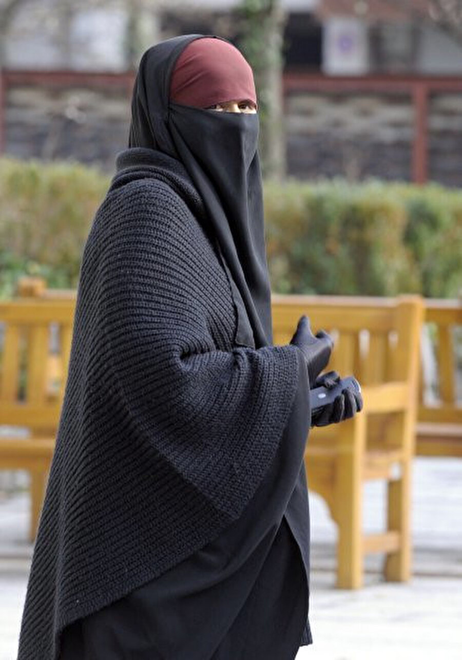 Avrupa'nın birçok ülkesi burka ve peçeyi yasaklamış durumda.
