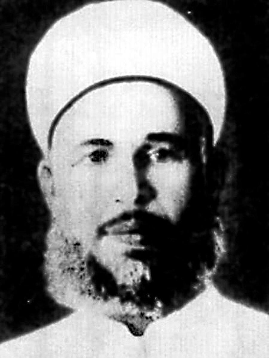 Hamas'ın silahlı kanadı İzzeddin el Kassam Tugayları, ismini, 1935'te İngilizlere karşı savaşırken şehit düşen İzzeddin el Kassam'dan alıyordu.