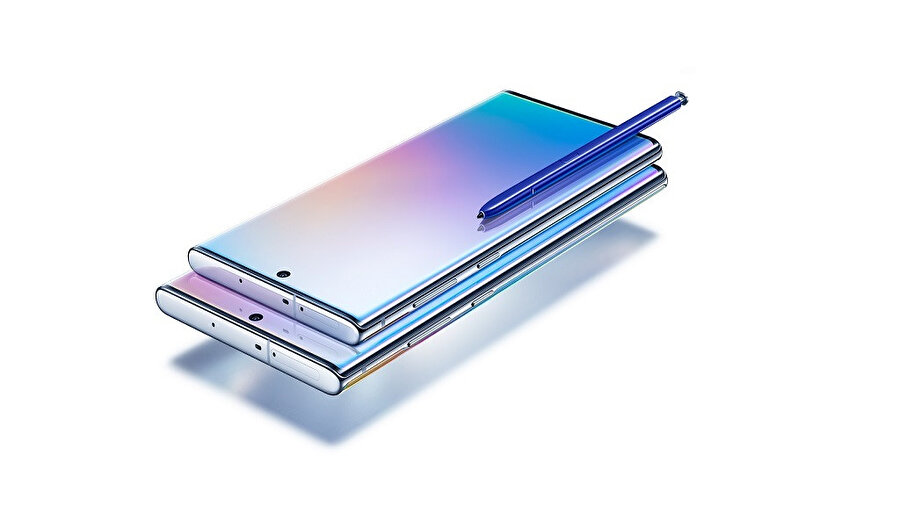 Galaxy Note10 ailesinde 3.5 mm'lik kulaklık çıkışı yer almaması Samsung'un kablosuz kulaklıklarının satışlarını kuvvetlendirecek. 