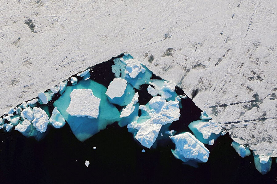  Grönland, 811.000 mil kare boyunca geniş doğal kaynaklara sahiptir. 