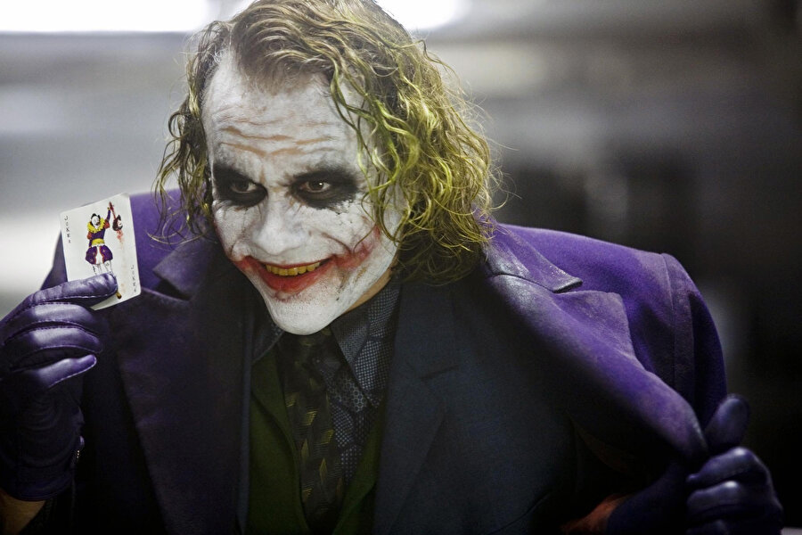 Joker karakteriyle ses getirmeyi başaran Heath Ledger'in ardından Joaquin Phoenix performansı da merakla bekleniyor. 