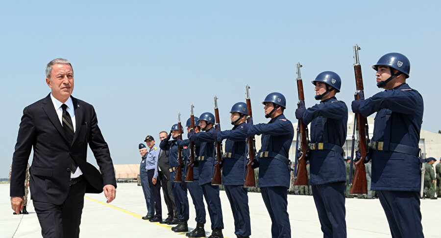 Milli Savunma Bakanı Hulusi Akar, 2019-2020 Uçuş Eğitim Yılı Açılış Töreni’nde görünüyor.