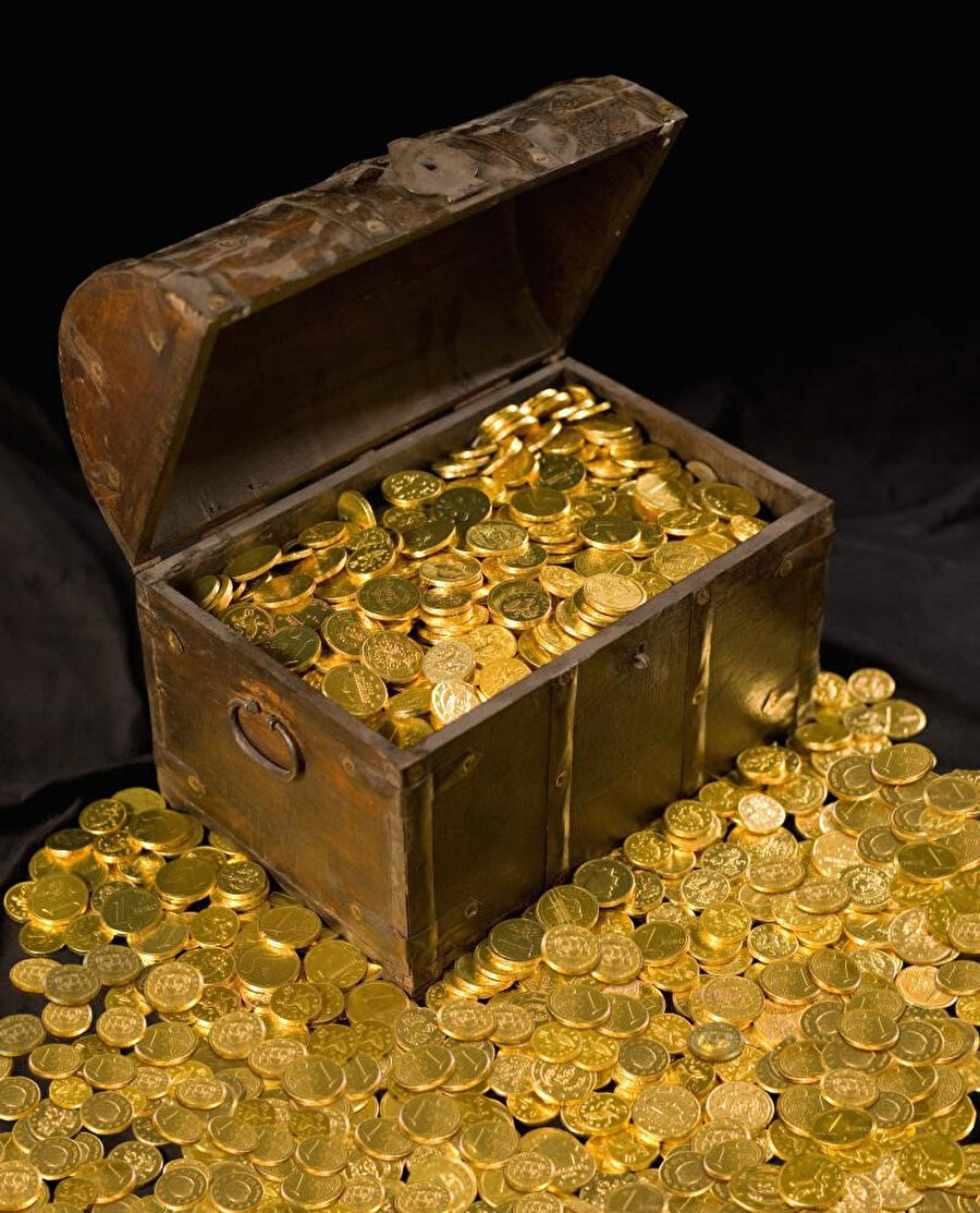 Karun, servetini elleriyle, kollarıyla, zekâsıyla kazandığını düşünmüş ve kibirlenmişti. 