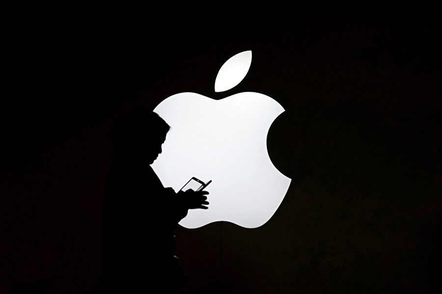 Apple, dünyanın en büyük akıllı telefon üretim şirketlerinden biri konumunda ve ABD merkezli şirket, bu konumunu Çin'de 'uygun fiyatla yaptığı' üretimlere borçlu. 