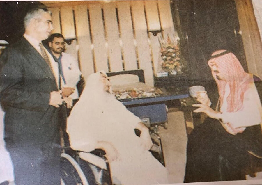 Muhamed el-Hudari'nin de yer aldığı 1998 senesinde çekilen fotoğraf.