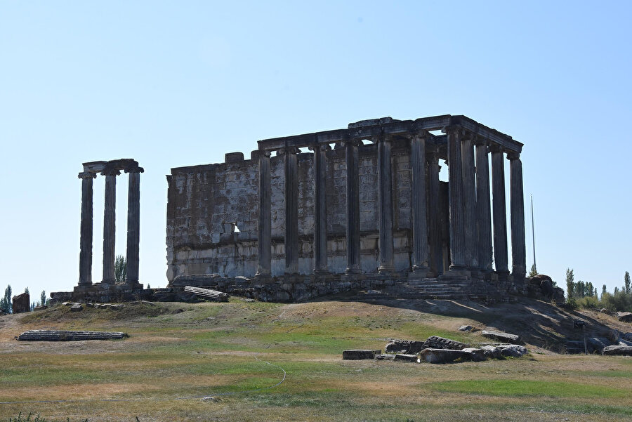 Aizonai Antik Kenti.