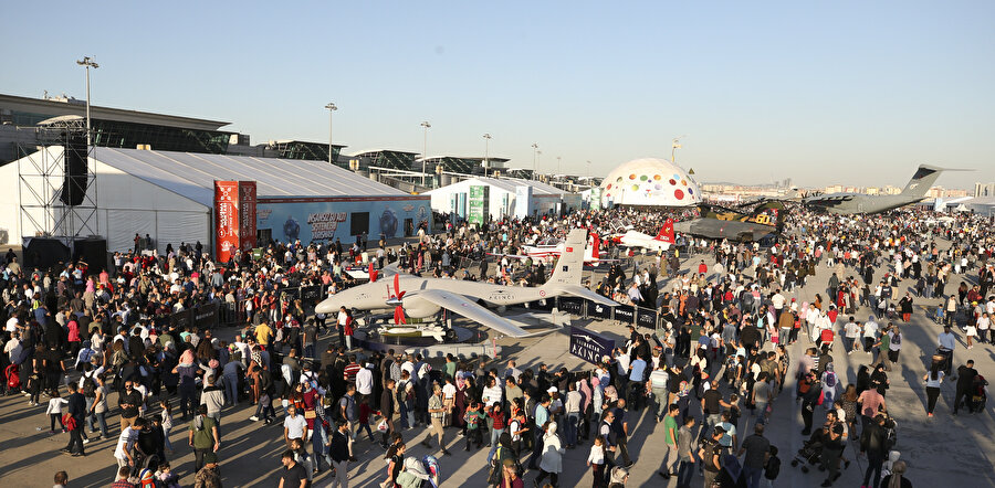 TeknoFest boyunca Atatürk Havalimanı'nda büyük bir kalabalık hakimdi. -AA