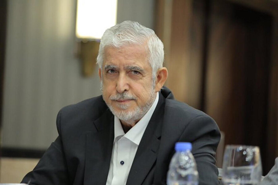 Hamas yöneticisi Muhammed Salih el-Hudari ve oğlu Hani el-Hudari de Suudi Arabistan'da gözaltında bulunuyor.