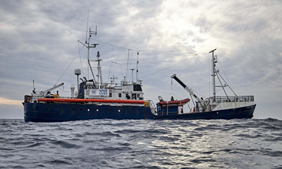 Akdeniz'de aktif olan 10 kurtarma botundan sadece bir tanesi faaliyetlerine devam ediyor. 