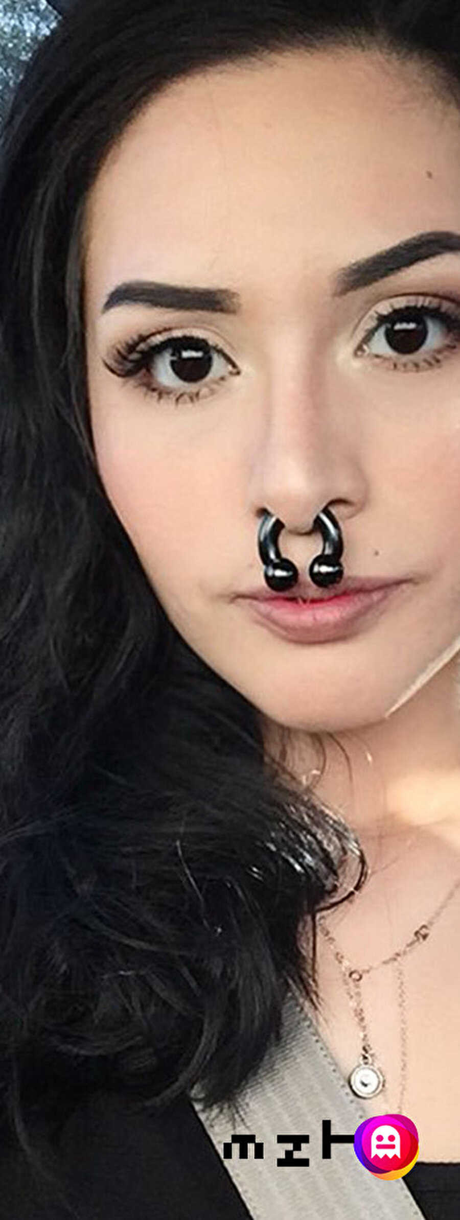 ​Tanışmak için önce kapıyı çalıyorsunuz