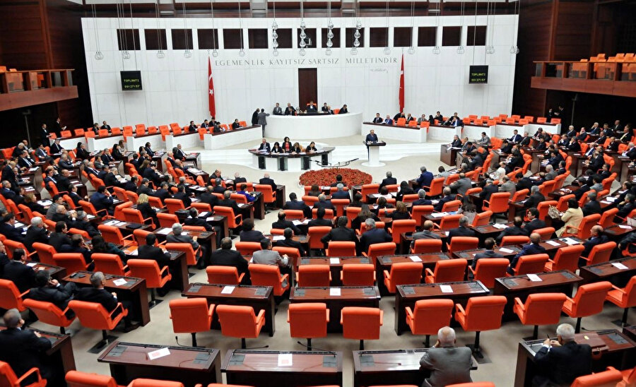 39 maddeden oluşan yeni yargı paketi Meclis'e geldi.