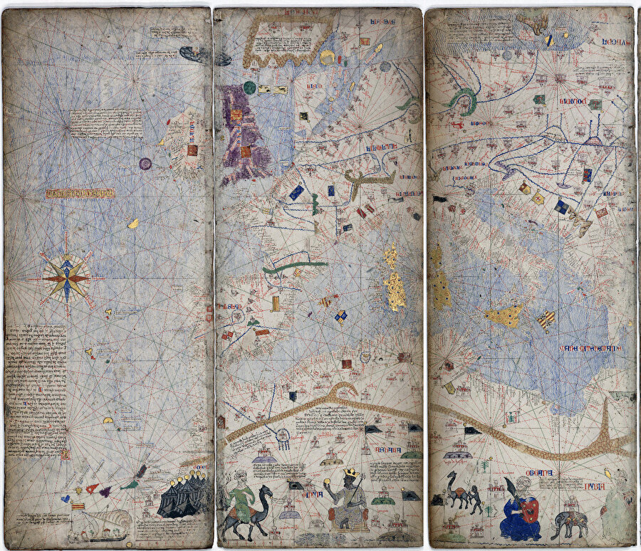 1375 yılında İspanyol bilimci Cresques Abraham’ın çizdiği Katalan Atlası’nda ortada en altta Mensa Musa elinde altın tutarken görülüyor.