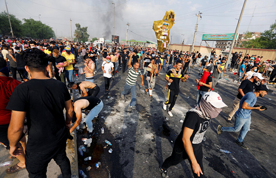 Irak'ın dört bir yanına dağılan gösteriler.