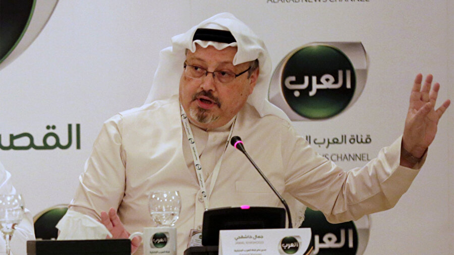 Cemal Kaşıkçı, 2018'de Bahreyn'de bir konferansta sunum yaparken görülüyor.