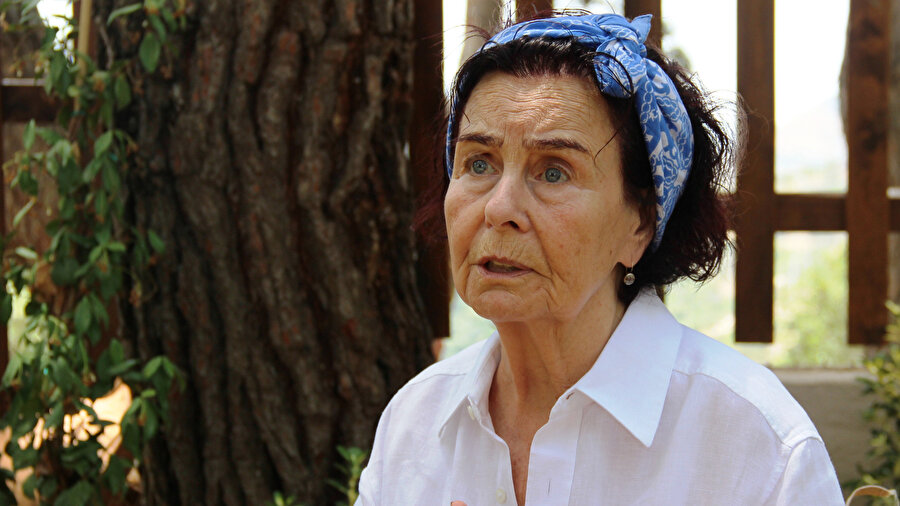 Fatma Girik.