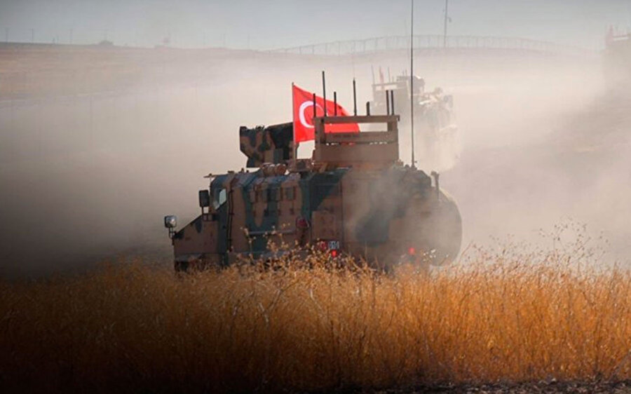 Fırat'ın doğusunda başlatılan Barış Pınarı Harekatı 3. gününde de devam ediyor.