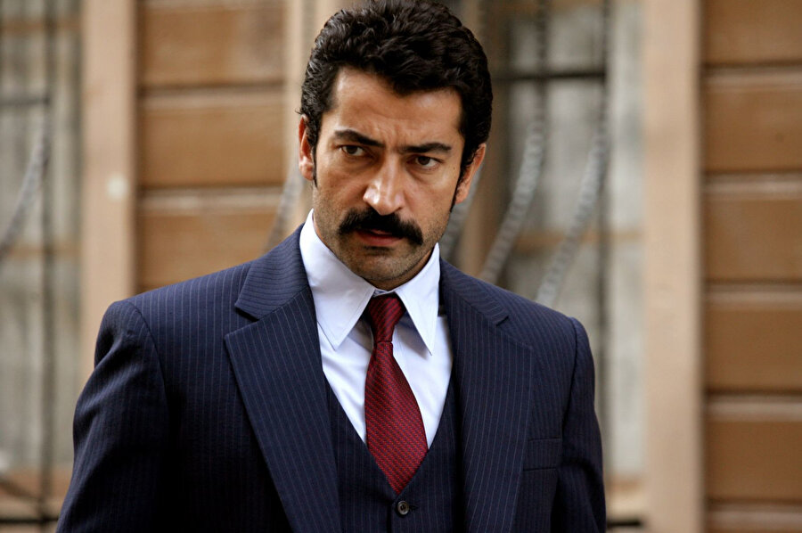 Kenan İmirzalıoğlu'ndan Mehmetçiğe destek