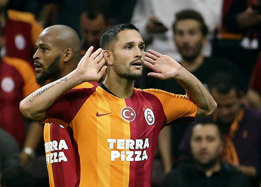 Florin Andone Galatasaray'da ilk gollerini kaydetti.