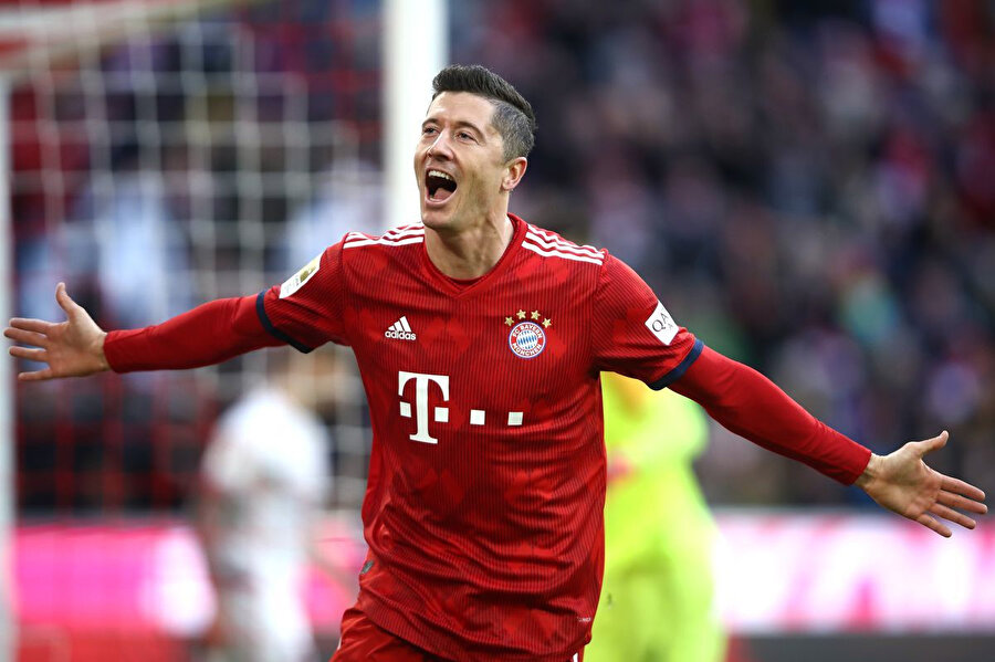 Robert Lewandowski bu sezon toplamda 16 gol kaydetti.