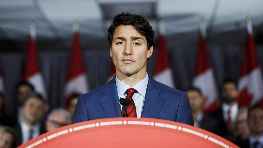 Kanada'da Trudeau çoğunluğu kaybetti, azınlık hükümeti kuracak.