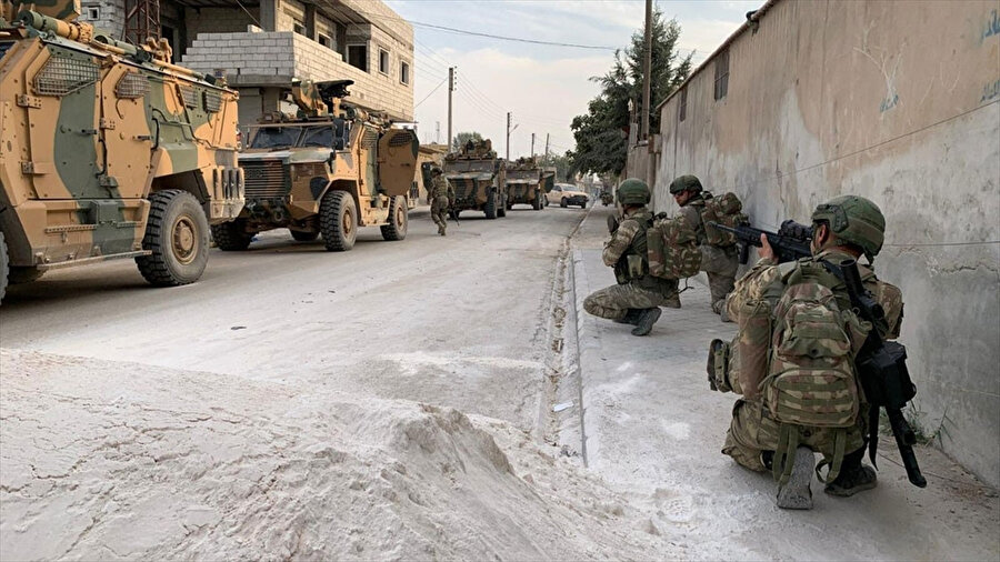 Milli Savunma Bakanlığı: YPG/PKK'lı teröristlerce şu ana kadar 42 taciz/ihlal yapıldı.