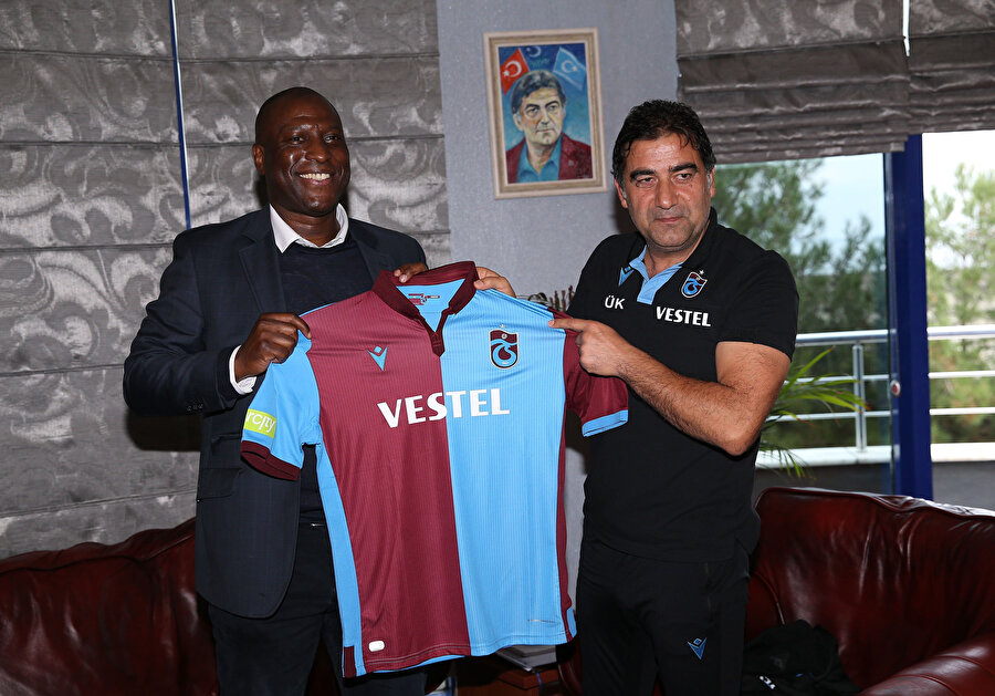 Campbell, Trabzonspor formasıyla 6 gol kaydetmişti