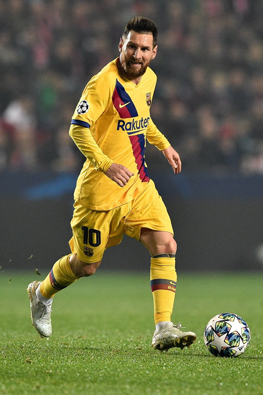 Messi bu sezon ilk Şampiyonlar Ligi golünü kaydetti.