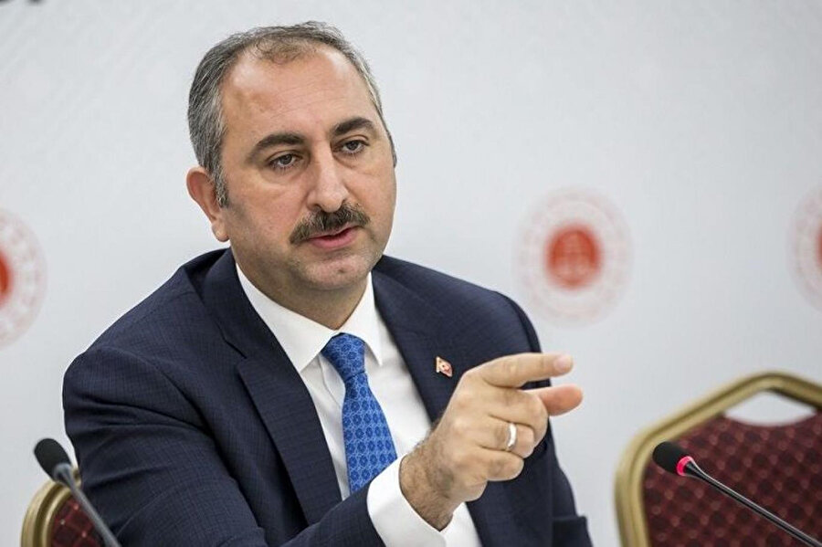 Adalet Bakanı Abdülhamit Gül: Terörist Mazlum Kobani ABD'ye girdiğinde iade edilmeli.