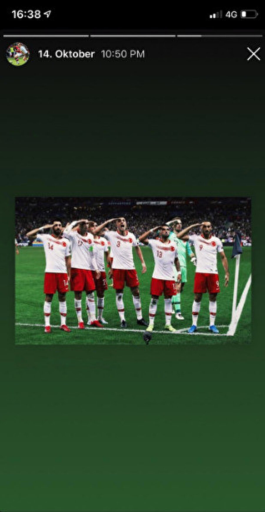 Milli futbolcularımız Arnavutluk ve Fransa maçlarında attıkları golleri Mehmetçiğe armağan etmişlerdi.