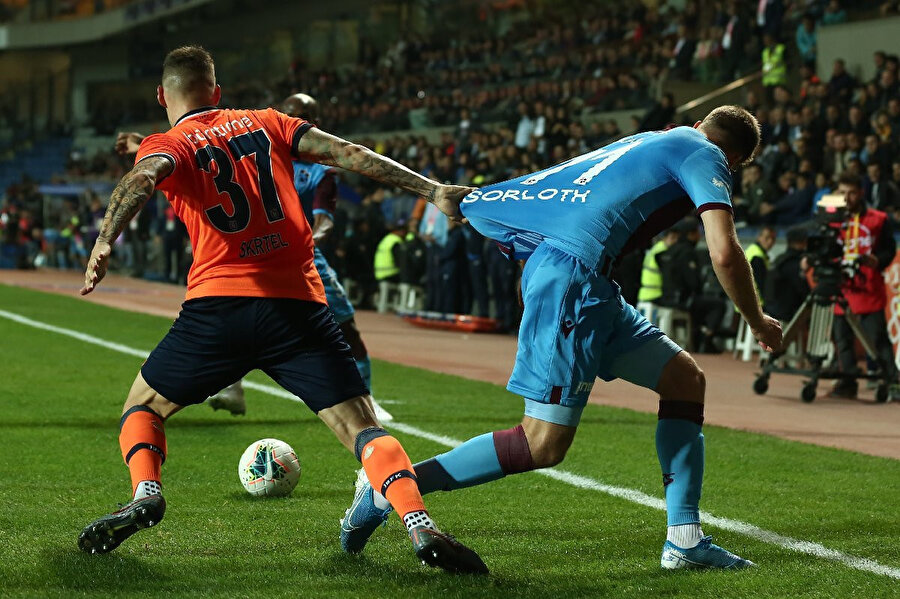 Trabzonspor 16 puanla 4. sırada bulunuyor.