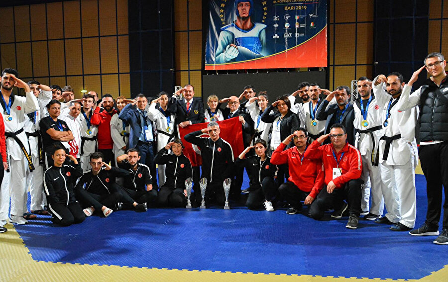 Ay-Yıldızlılar, şampiyona sonunda 6 sıklette 2020 Tokyo Paralimpik Oyunları için kota sahibi oldu.