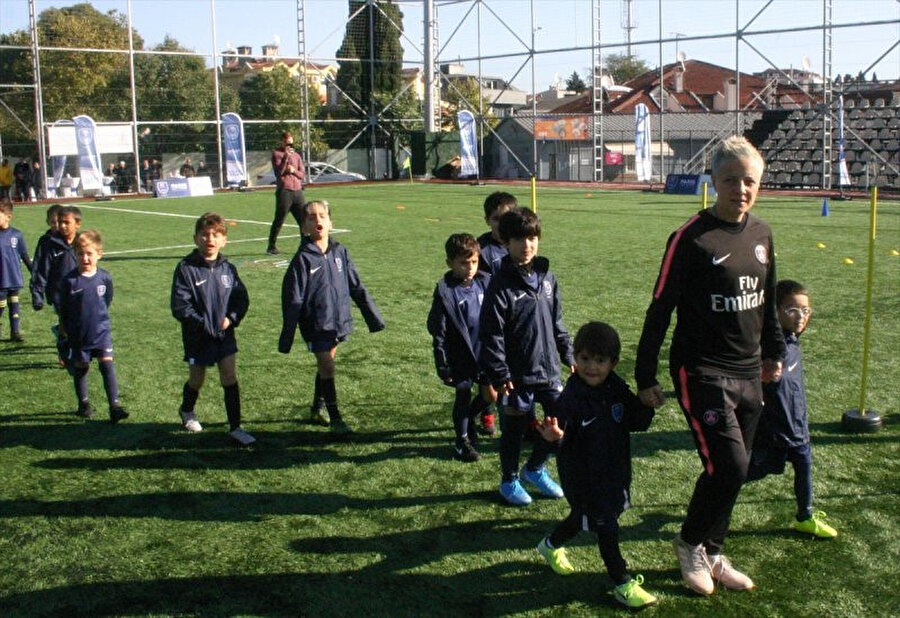 PSG altyapısında Türkiye'de oynayan futbolcuların çocukları da yer alıyor.