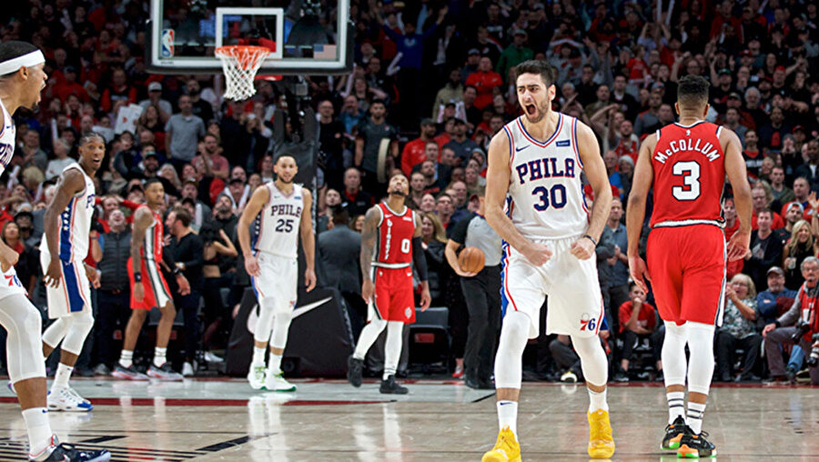 Philadelphia 76ers 5'te 5 yaptı.