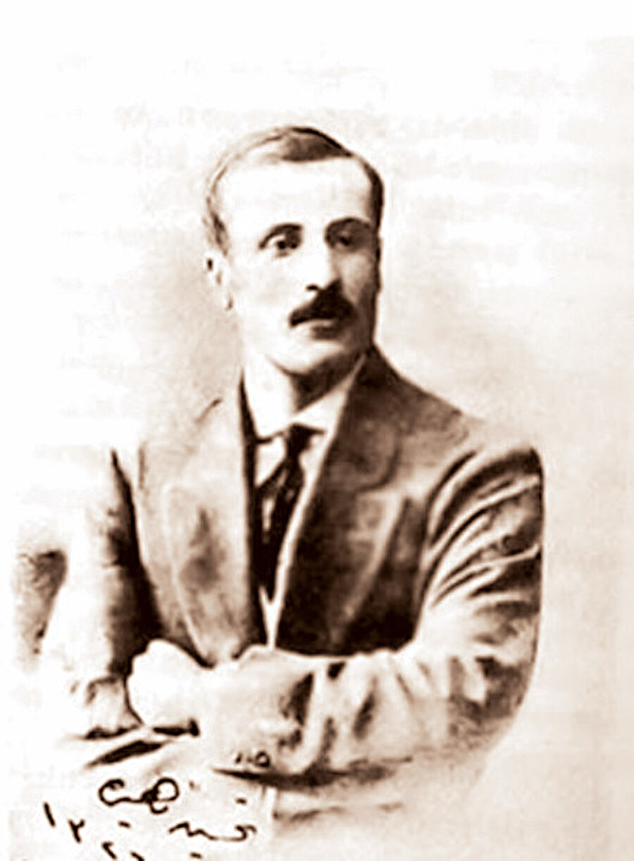  Emin Bülent Serdaroğlu