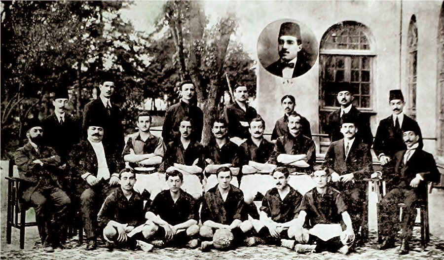 Galatasaray Mekteb-i Sultani'sinde 